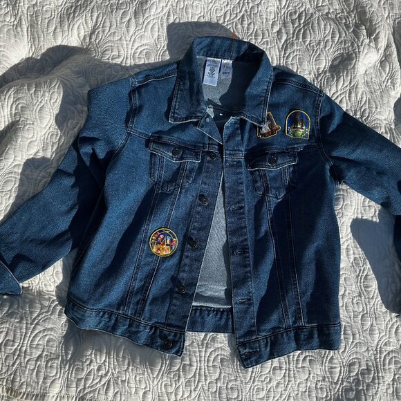 2023 Disney Parks Joey Chou Castle Magic Kingdom Denim Patch Jacket Adult Medium - Picture 2 of 12